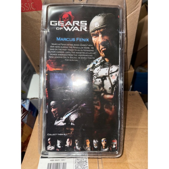 NECA Gears of War Marcus Fenix Player Select 7 Inch Action Figure New Sealed - Picture 2 of 2